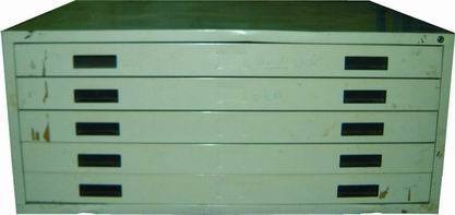 型 號： CY-5（中古機)  產品名稱： 存放底片櫃  簡 介： 　  特 性： 　 　  規 格： 機型 CY-5  寬 116cm  深  90cm  高  50cm 